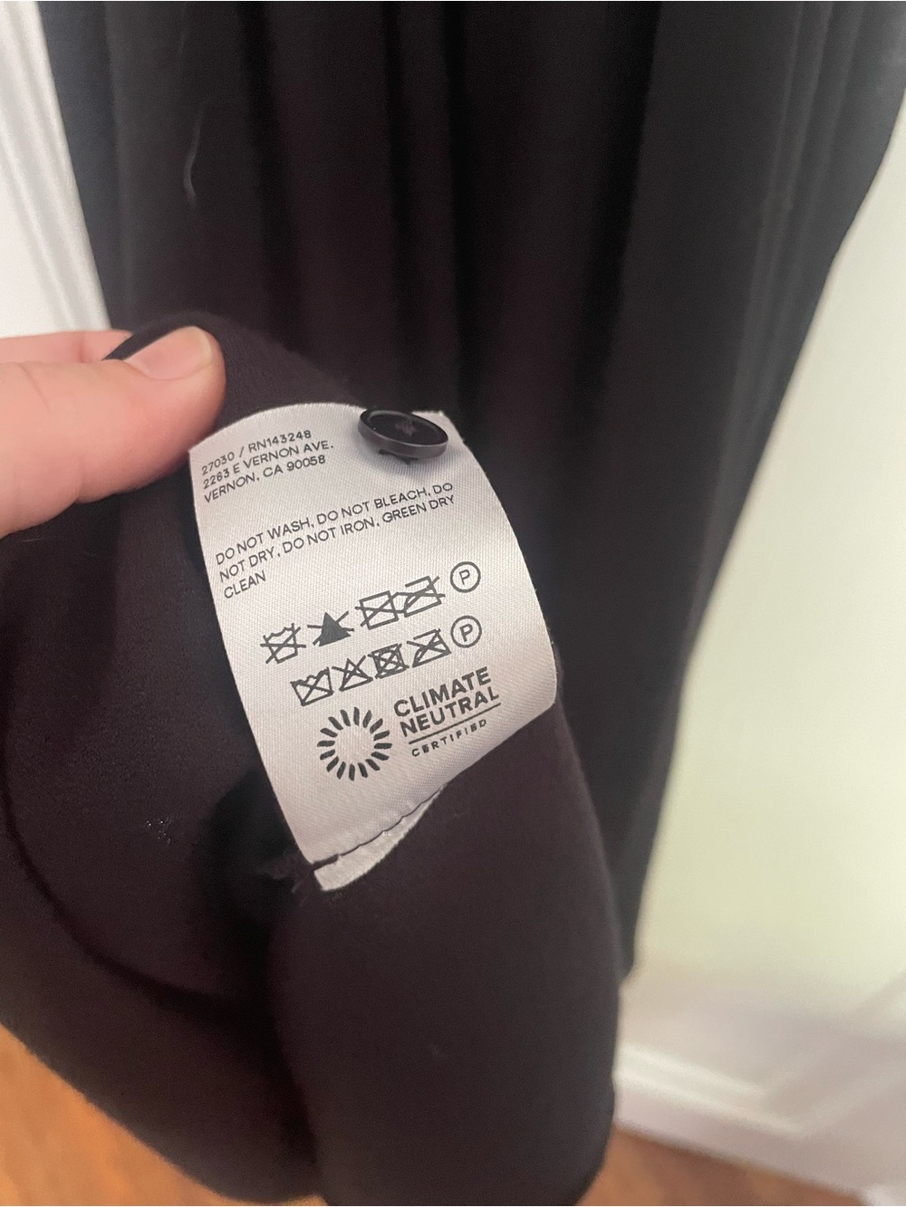 Reformation Gavin Dress in Black (4) - Picture 6 of 7